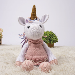 Muñeco Amy la Rinoceronte